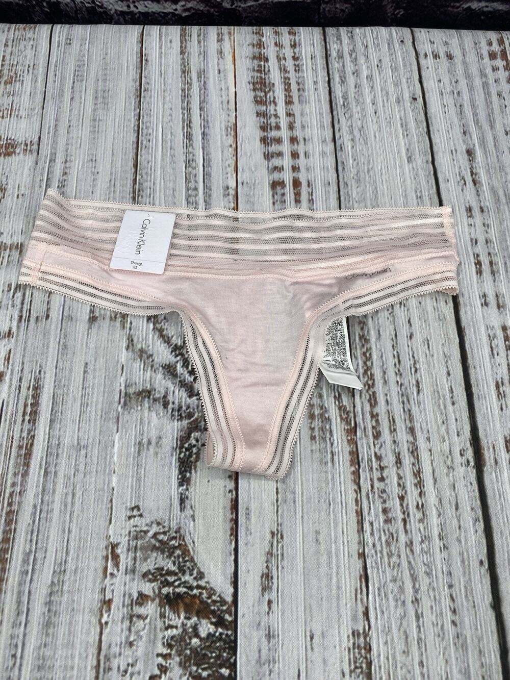 Calvin Klein Women Lace Trim Thong Pink XS NWT